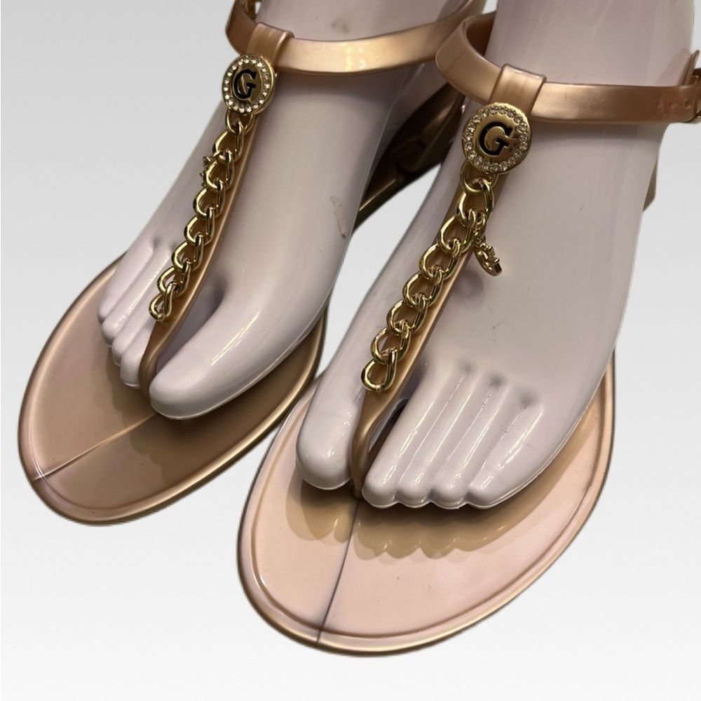 Guess Gold Chain Accent sandals size 8